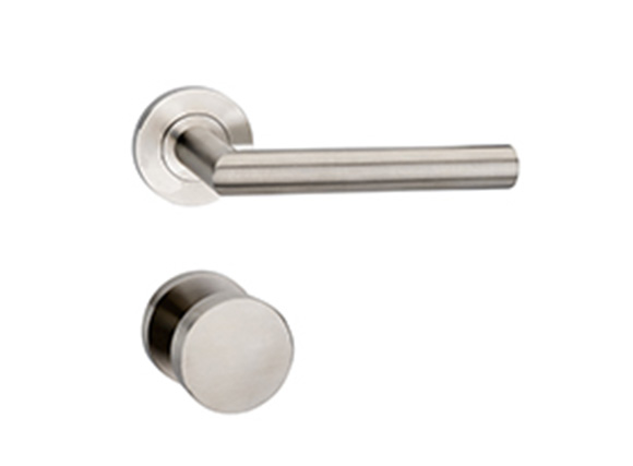 Brushed Stainless Steel Door Handles on Slimline Rose